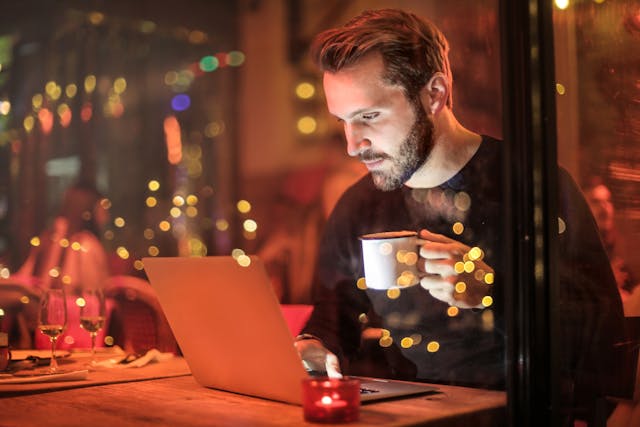 Online Content Creator